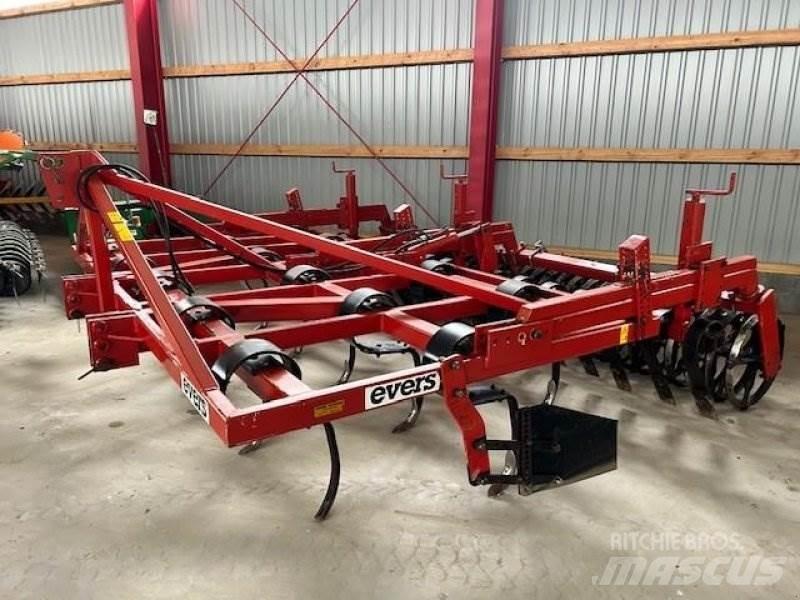 Evers Tarpan Cultivatoren
