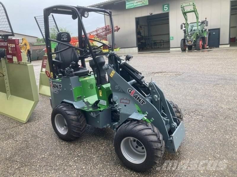 GiANT G 1200 Schrankladers