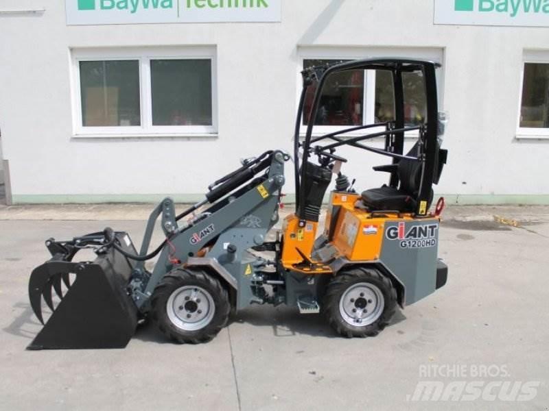 GiANT G 1200 Schrankladers