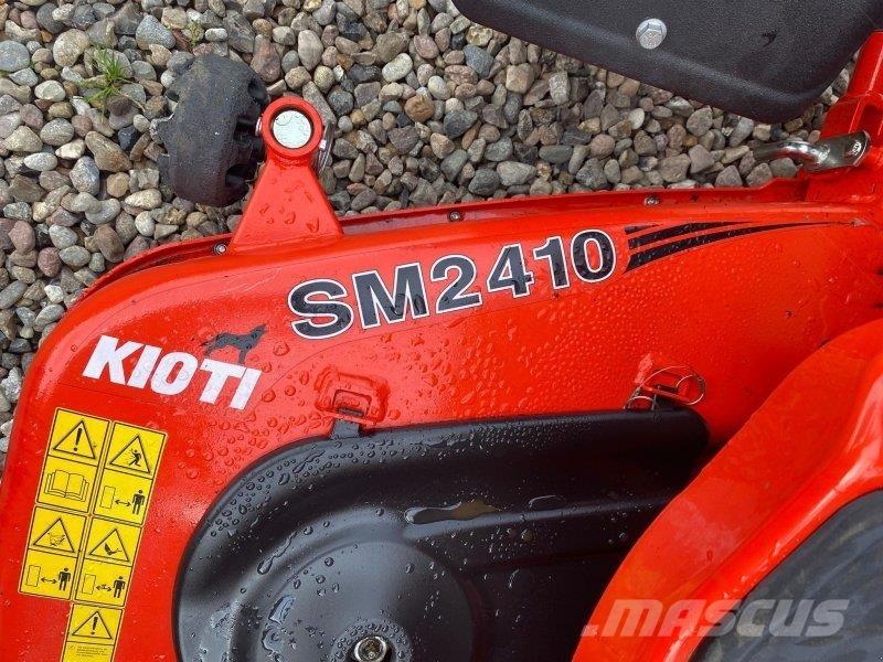 Kioti CS 2520H Compacttrekkers