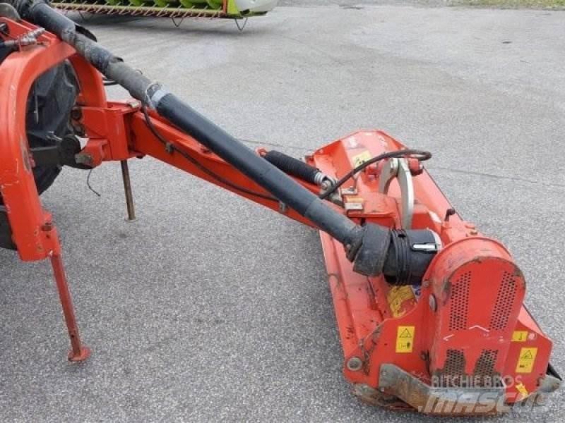 Kuhn TB 211 Getrokken veldhakselaar