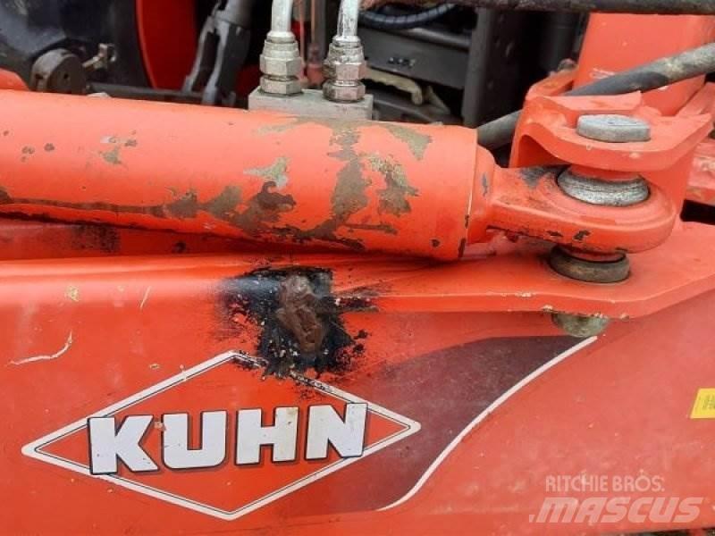 Kuhn TB 211 Getrokken veldhakselaar