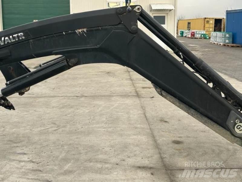 Valtra T234 A Tractoren