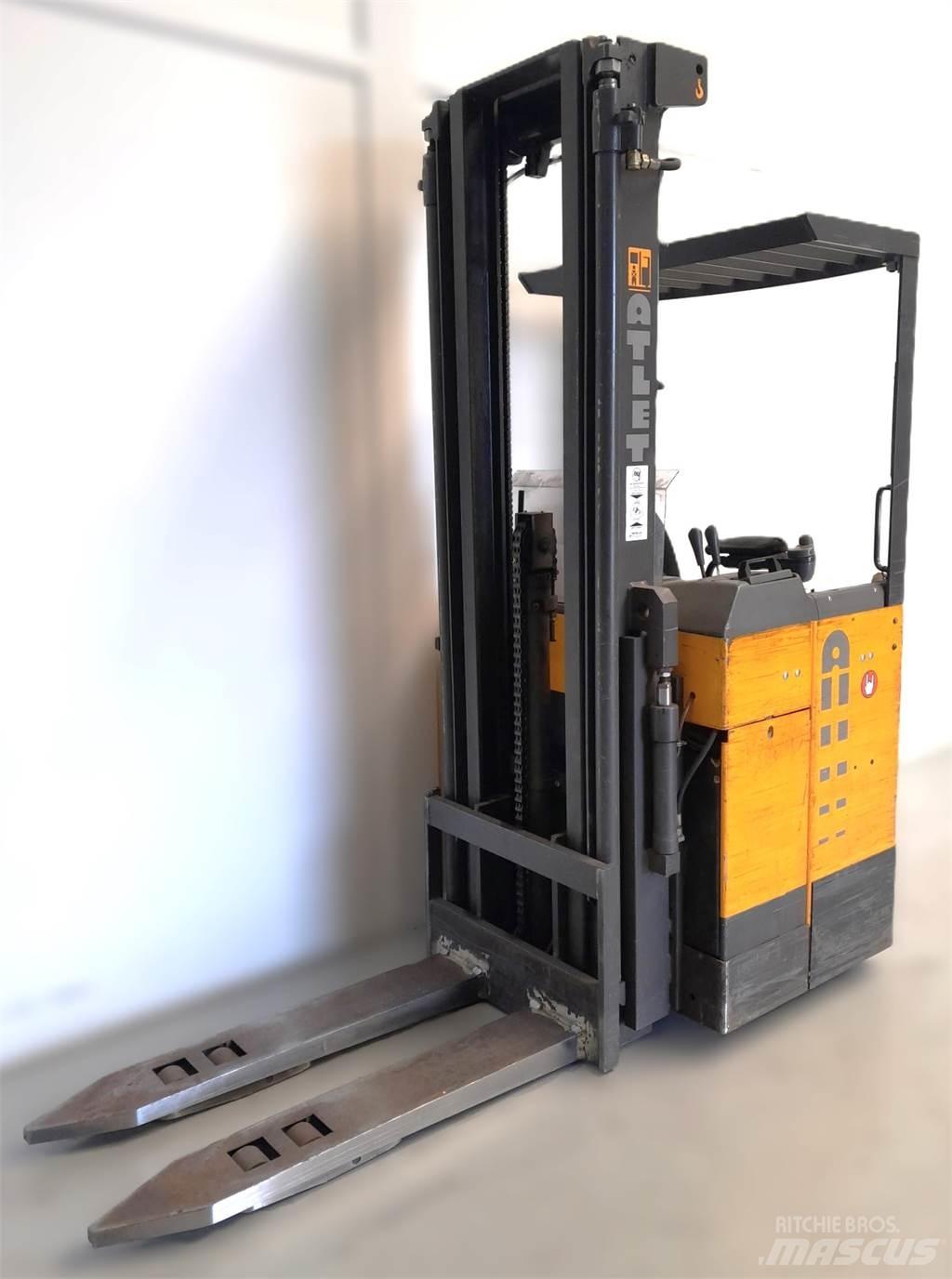 Atlet XSN160 Zelfrijdende stapelaars