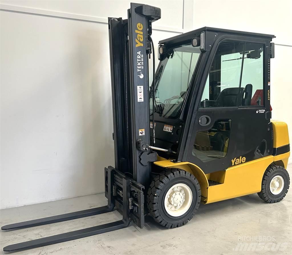 Yale GDP25MX Diesel heftrucks