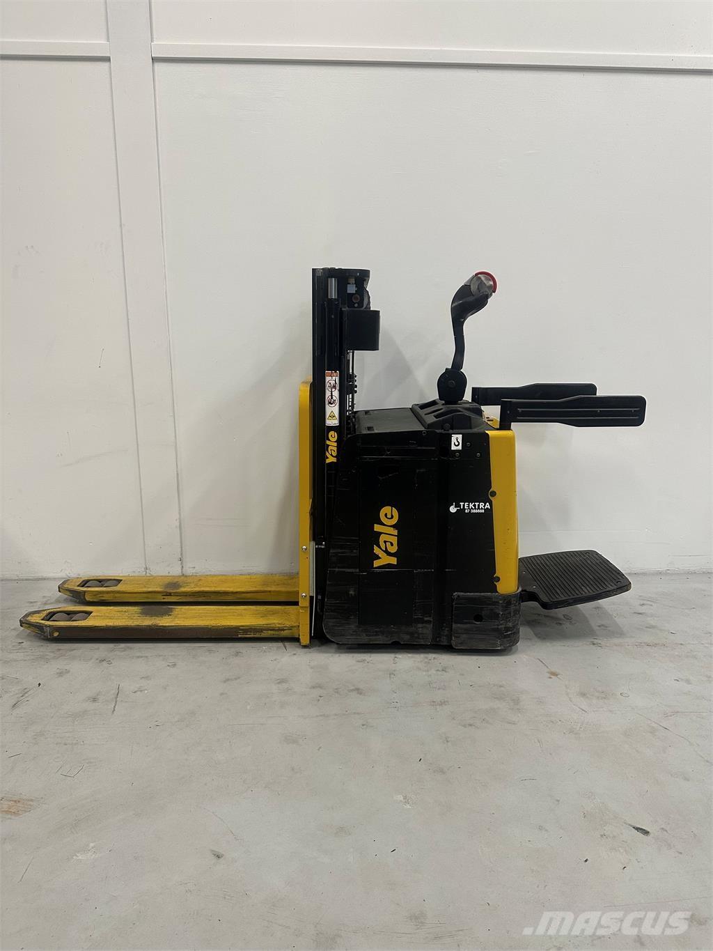 Yale MP20XD Zelfrijdende stapelaars