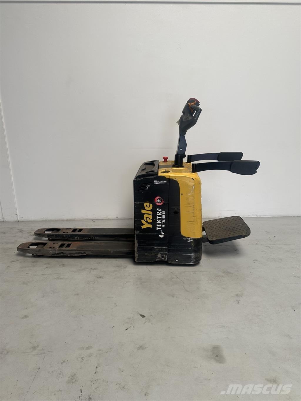 Yale MP20XUX Meerij pallettruck met platform