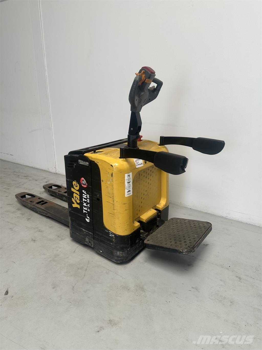 Yale MP20XUX Meerij pallettruck met platform