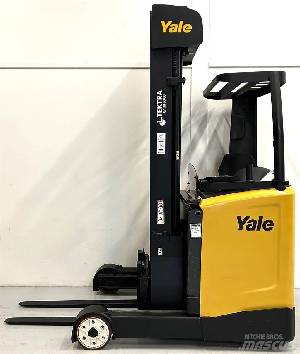 Yale MR14 Reachtruck voor hoog niveau