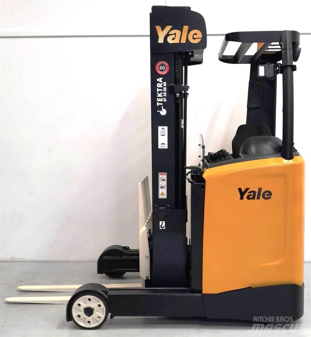 Yale MR14 Reachtruck voor hoog niveau