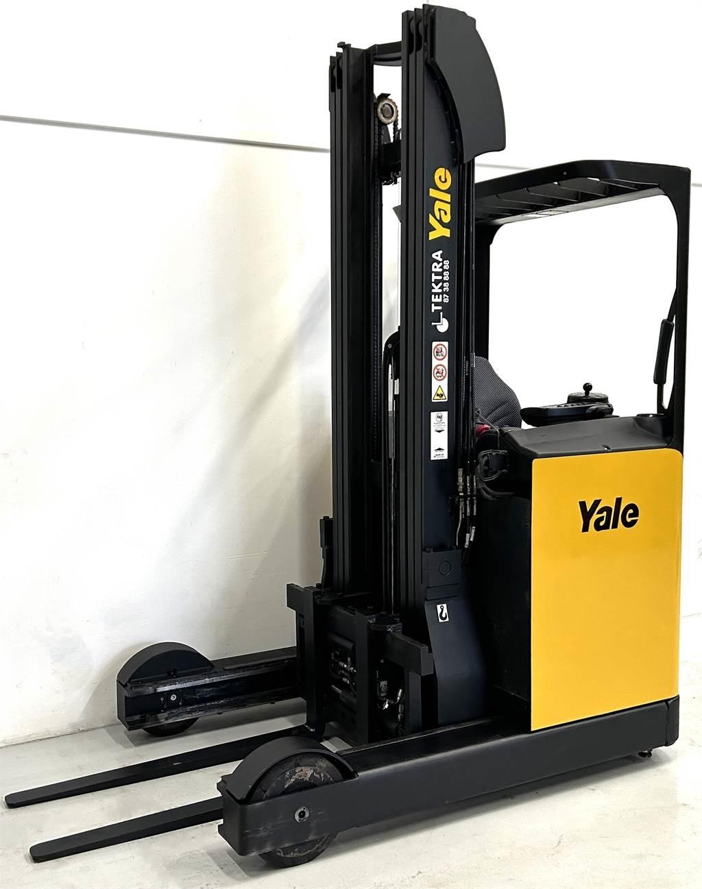 Yale MR16 Reachtruck voor hoog niveau
