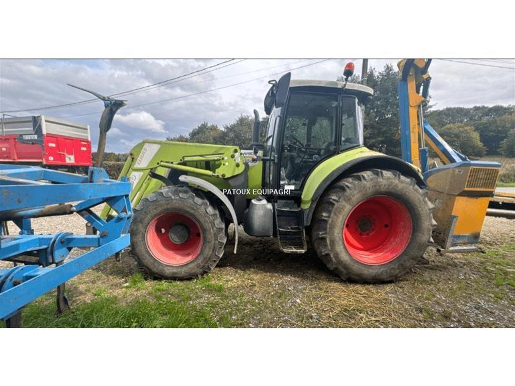 CLAAS ARION640 Tractoren