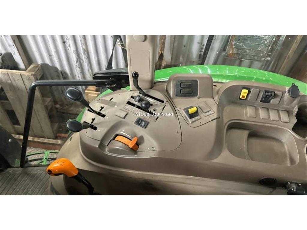 John Deere 5058E Tractoren