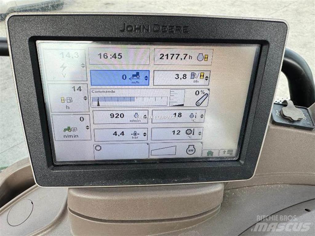 John Deere 6105R Tractoren