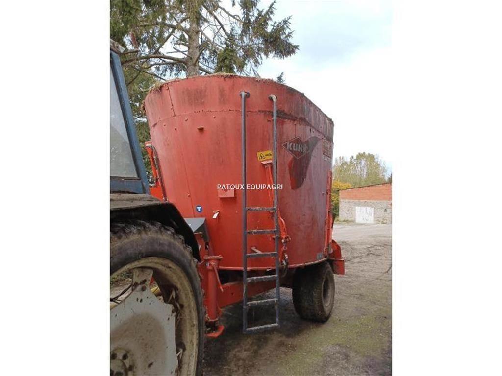 Kuhn 1070 Mengvoedermachines