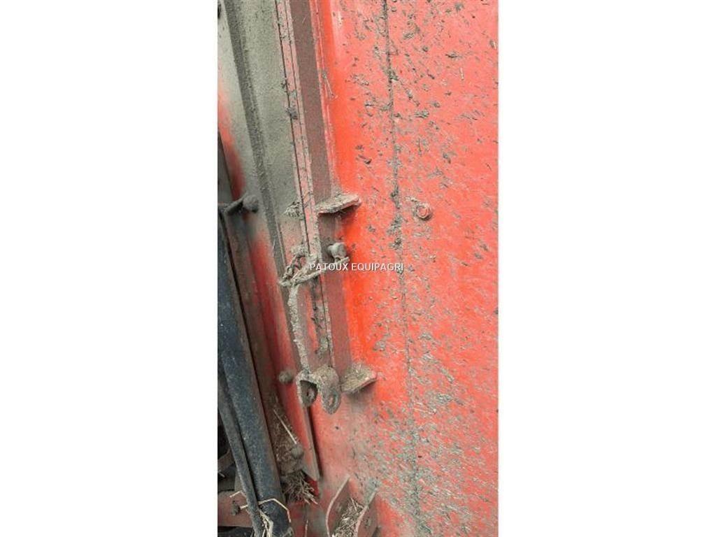 Kuhn 1870 Mengvoedermachines