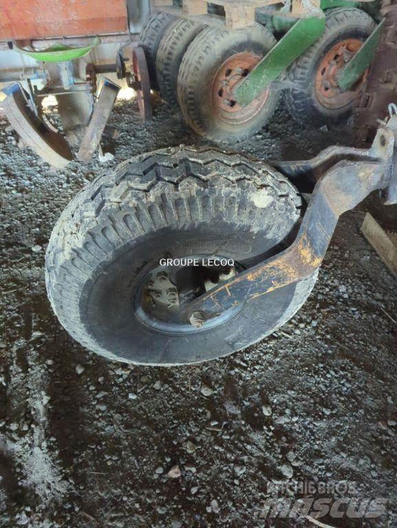 Kuhn VM 180 Conventionele ploegen