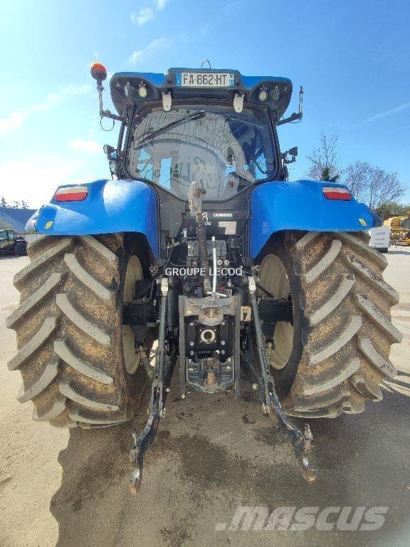 New Holland T7.245 Tractoren
