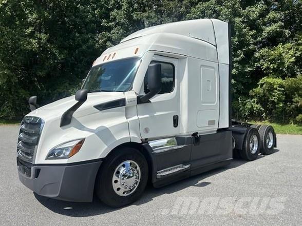 Freightliner CASCADIA 116 Trekkers