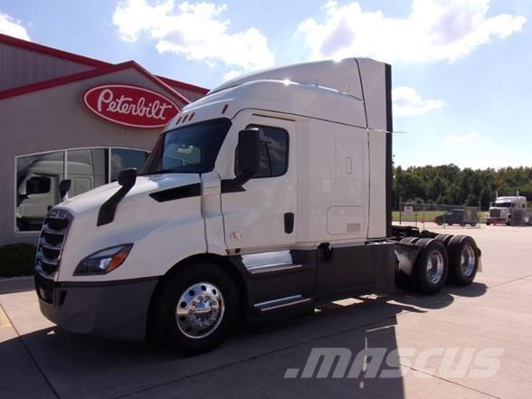 Freightliner CASCADIA 116 Trekkers