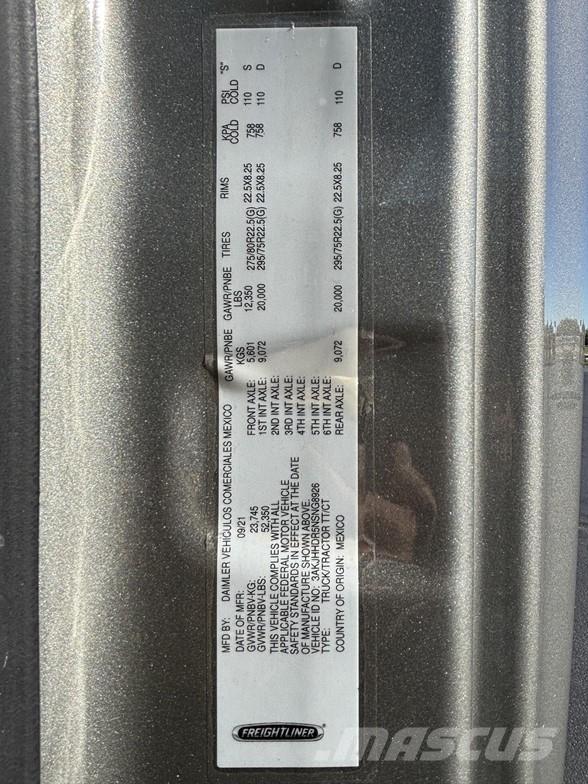 Freightliner CASCADIA 126 Trekkers