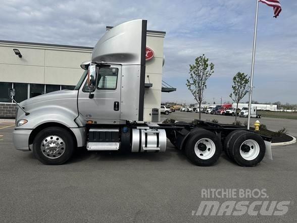 International PROSTAR Trekkers