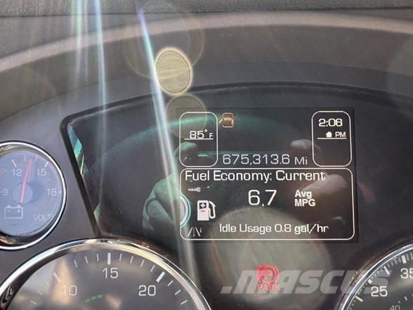 Kenworth T680 Trekkers