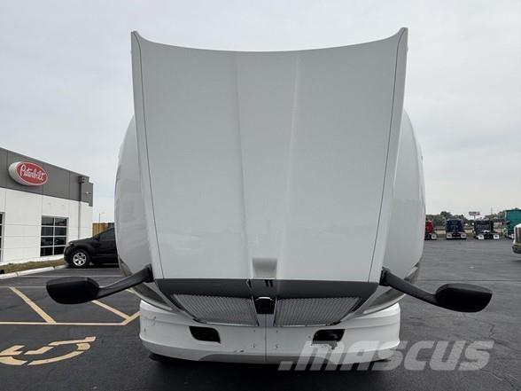 Kenworth T680 Trekkers