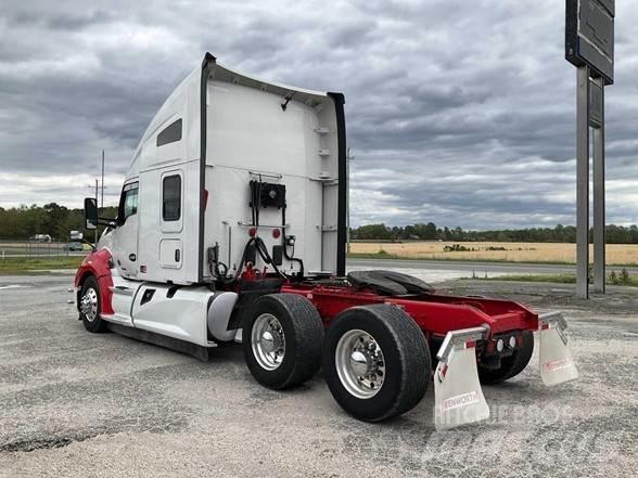 Kenworth T680 Trekkers