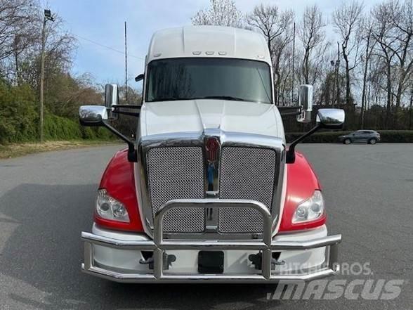 Kenworth T680 Trekkers