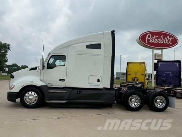 Kenworth T680 Trekkers