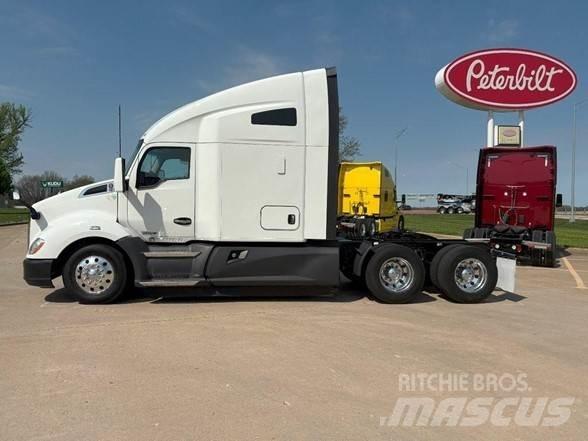 Kenworth T680 Trekkers