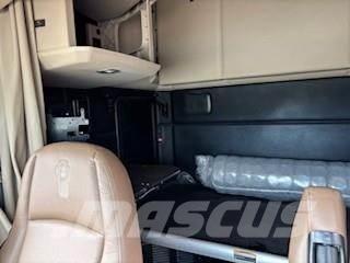 Kenworth T680 Trekkers
