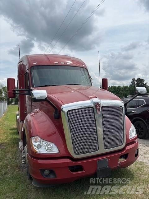 Kenworth T680 Trekkers