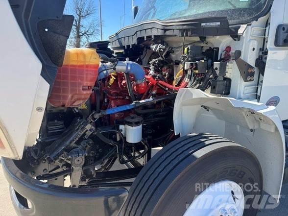 Kenworth T880 Trekkers