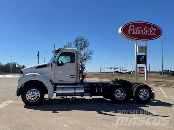 Kenworth T880 Trekkers