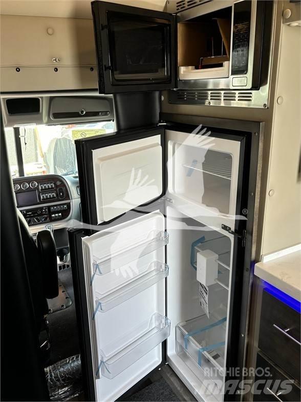 Peterbilt 389 Trekkers