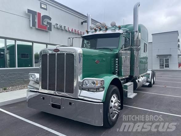 Peterbilt 389 Trekkers