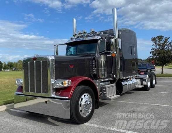 Peterbilt 389 Trekkers