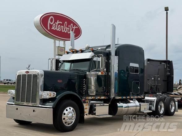 Peterbilt 389 Trekkers
