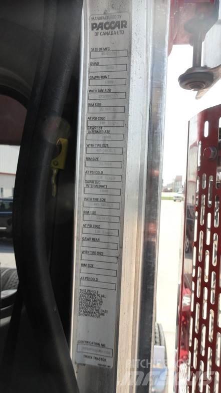 Peterbilt 389 Trekkers