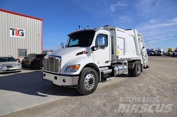 Peterbilt 536 Vuilniswagens