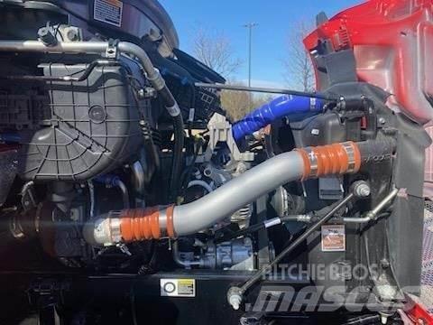 Peterbilt 536 Chassis met cabine