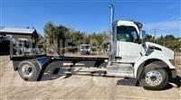 Peterbilt 537 Chassis met cabine