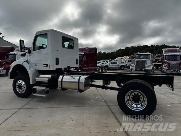 Peterbilt 548 Chassis met cabine