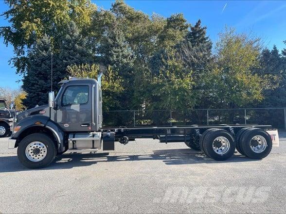 Peterbilt 548 Chassis met cabine
