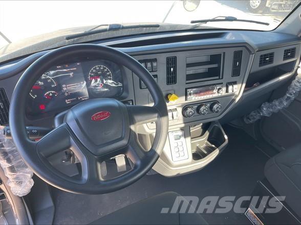 Peterbilt 548 Chassis met cabine