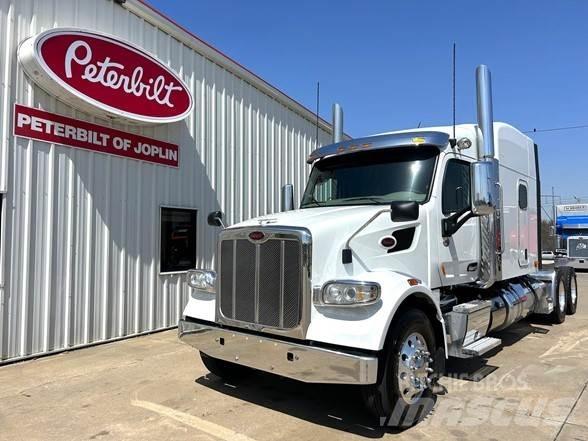 Peterbilt 567 Trekkers