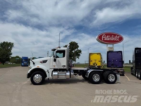 Peterbilt 567 Trekkers