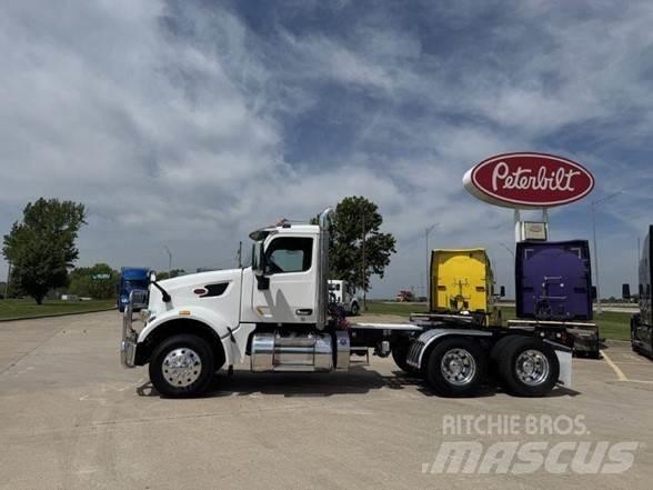 Peterbilt 567 Trekkers